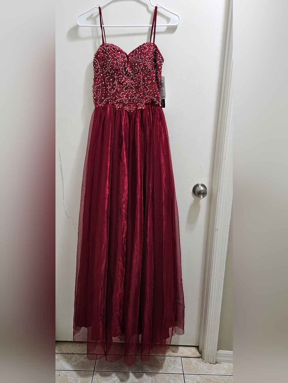 Burgundy Sequin Hearts Juniors' Size Gown - Picture 8 of 9